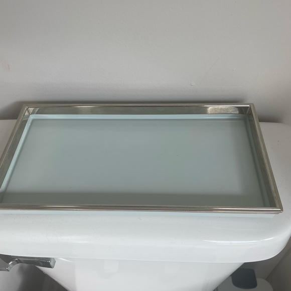 Restoration Hardware enamel vanity tray and soap dish set - Picture 3 of 8